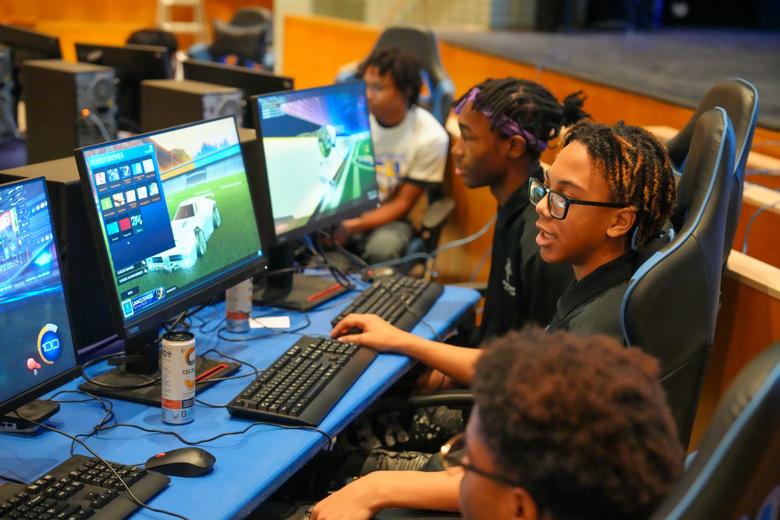 Madison HS esports participants